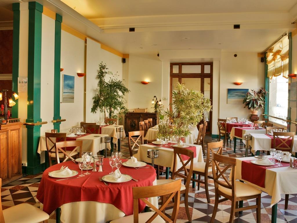 Logis Hotel Majestic Chatelaillon Plage - La Rochelle 外观 照片